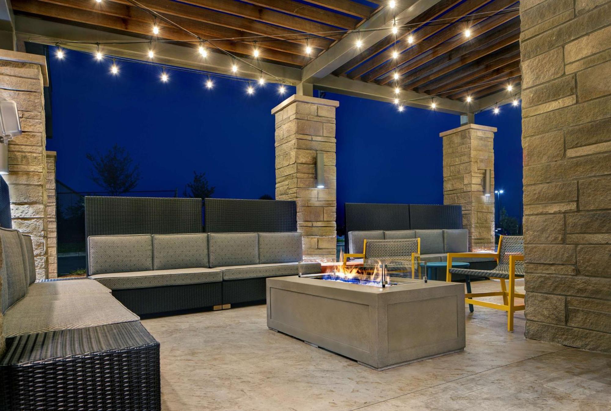 Home2 Suites By Hilton Asheville Airport Arden Eksteriør billede